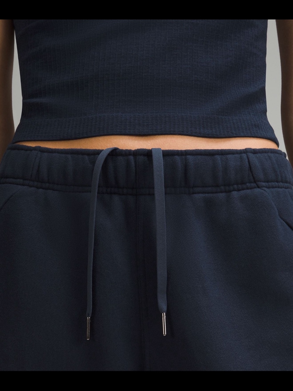 Worn Once! Lululemon Oversized Mid-Rise Scuba Jogger - True Navy, XS - Picture 4 of 14